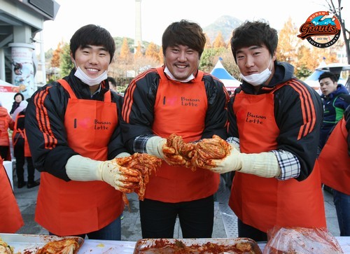 1만포기 김장담그기